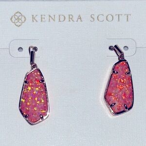 Kendra Scott Camelia Kyocera Pink/ Coral Earrings